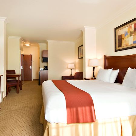 Holiday Inn Express And Suites Klamath Кламат-Фоллс Екстер'єр фото